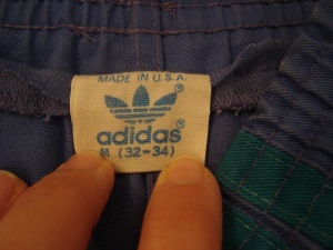 Pantaloni scurti vintage Adidas